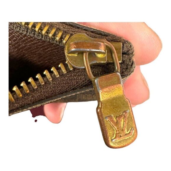 Louis Vuitton Damier Ebene Canvas Key Pouch With Box & Clip Gift Authentic - Picture 7 of 8